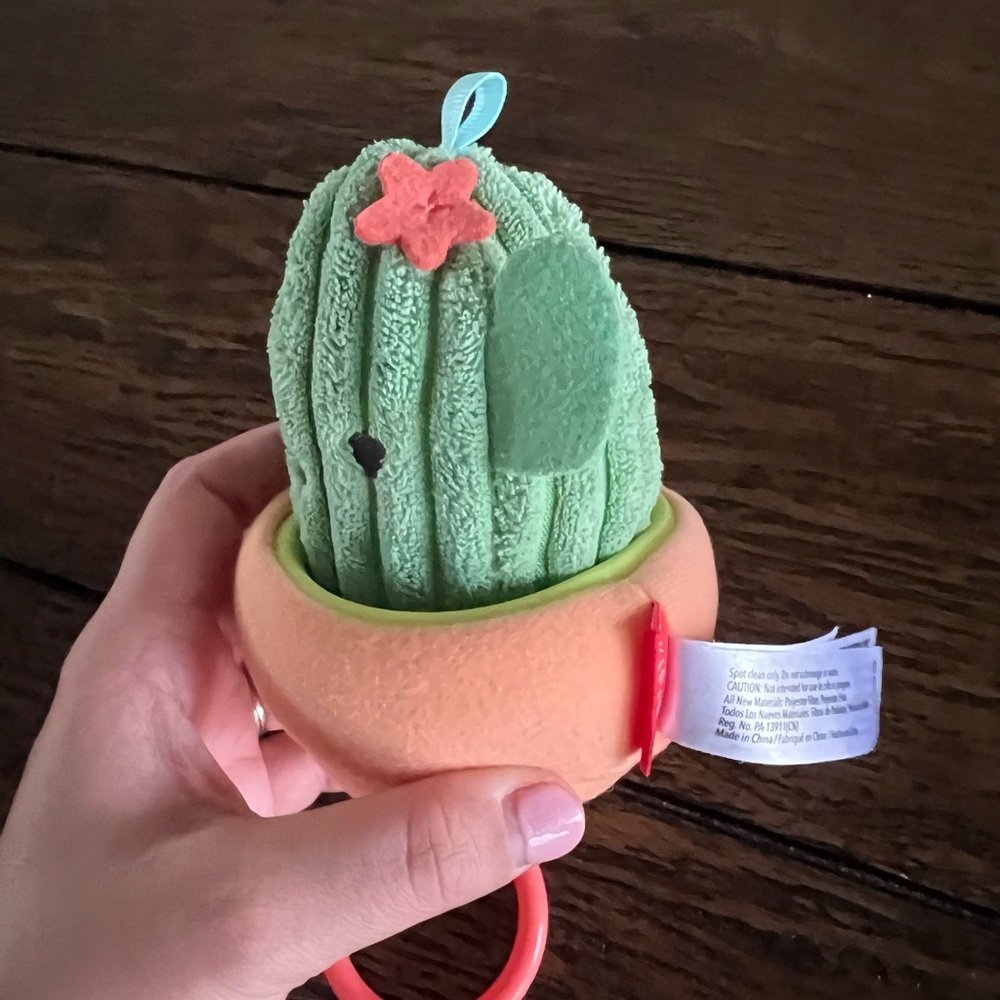 Skip Hop Plush Cactus Hanging Stroller Crib Toy Rattle Green Soft Cord Texture - Picture 6 of 9
